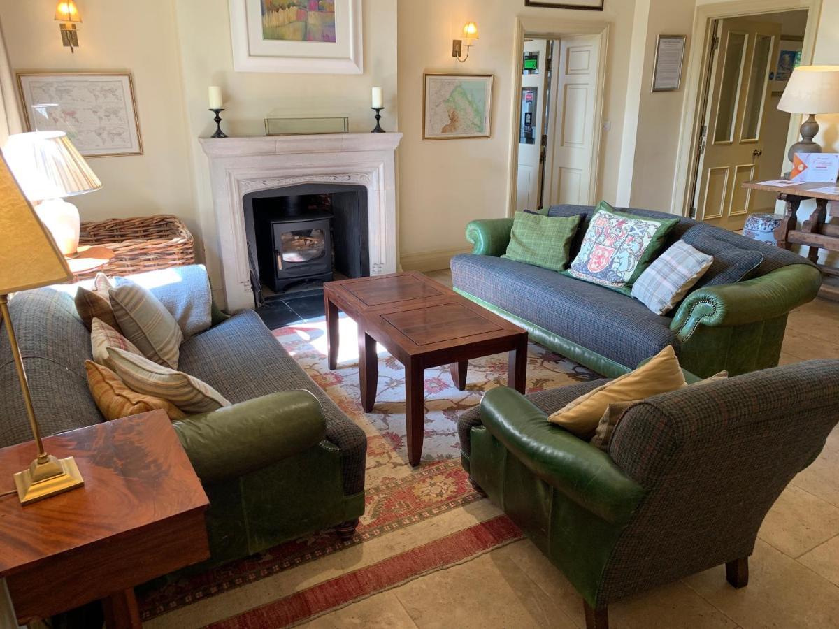 Collingwood Arms Hotel Cornhill on Tweed Esterno foto
