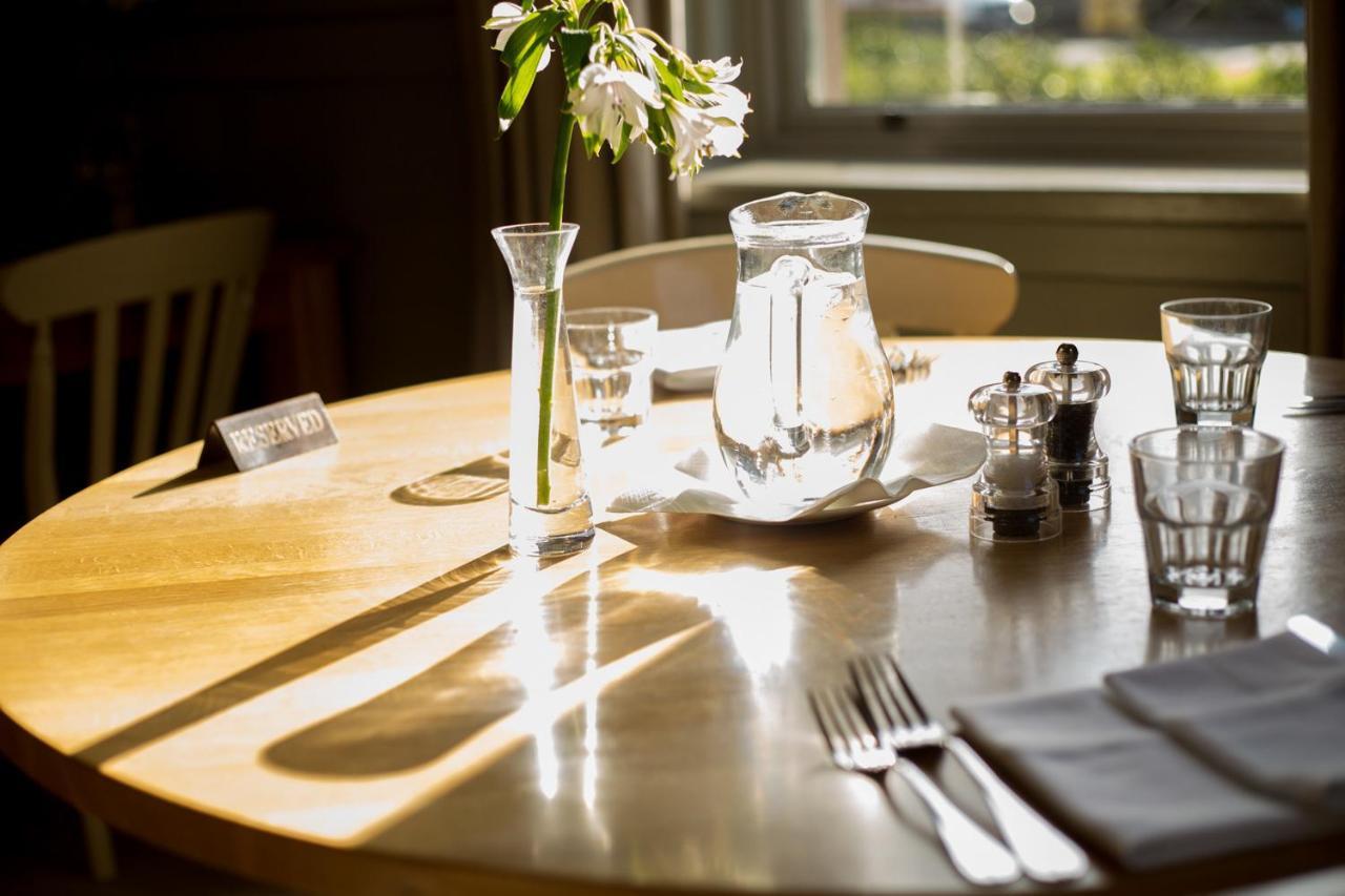 Collingwood Arms Hotel Cornhill on Tweed Esterno foto