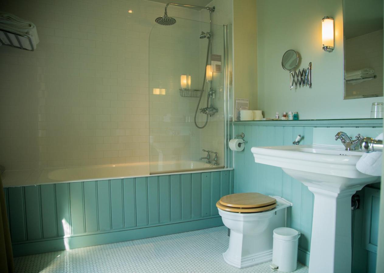 Collingwood Arms Hotel Cornhill on Tweed Esterno foto