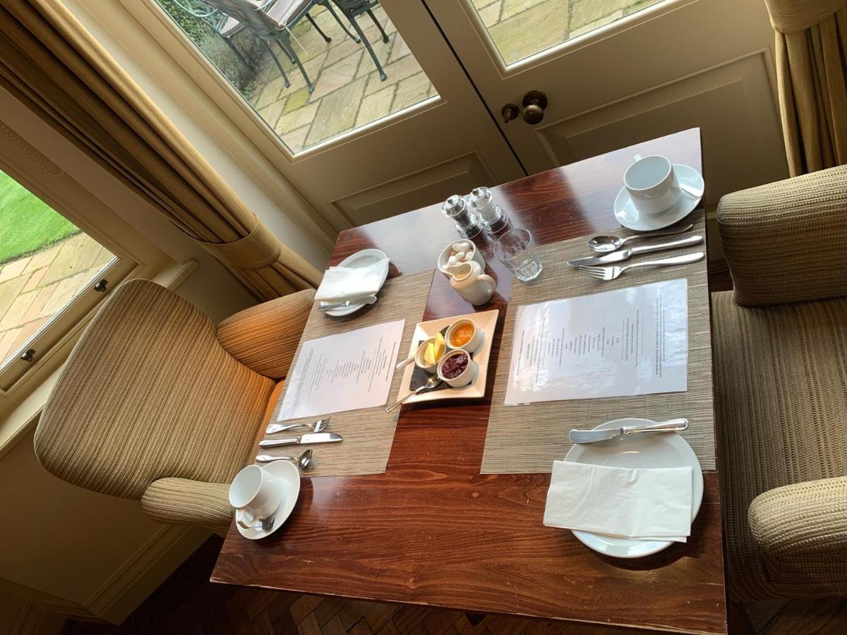 Collingwood Arms Hotel Cornhill on Tweed Esterno foto