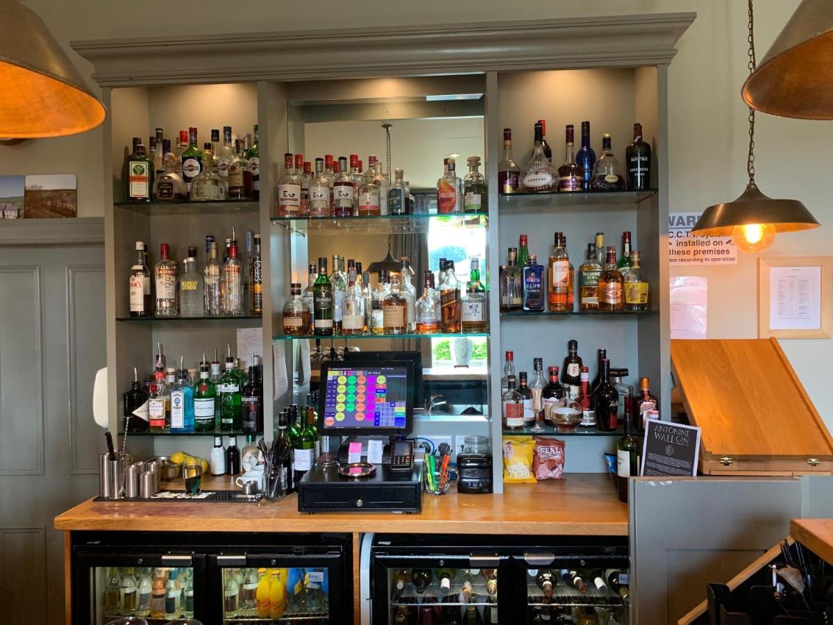Collingwood Arms Hotel Cornhill on Tweed Esterno foto