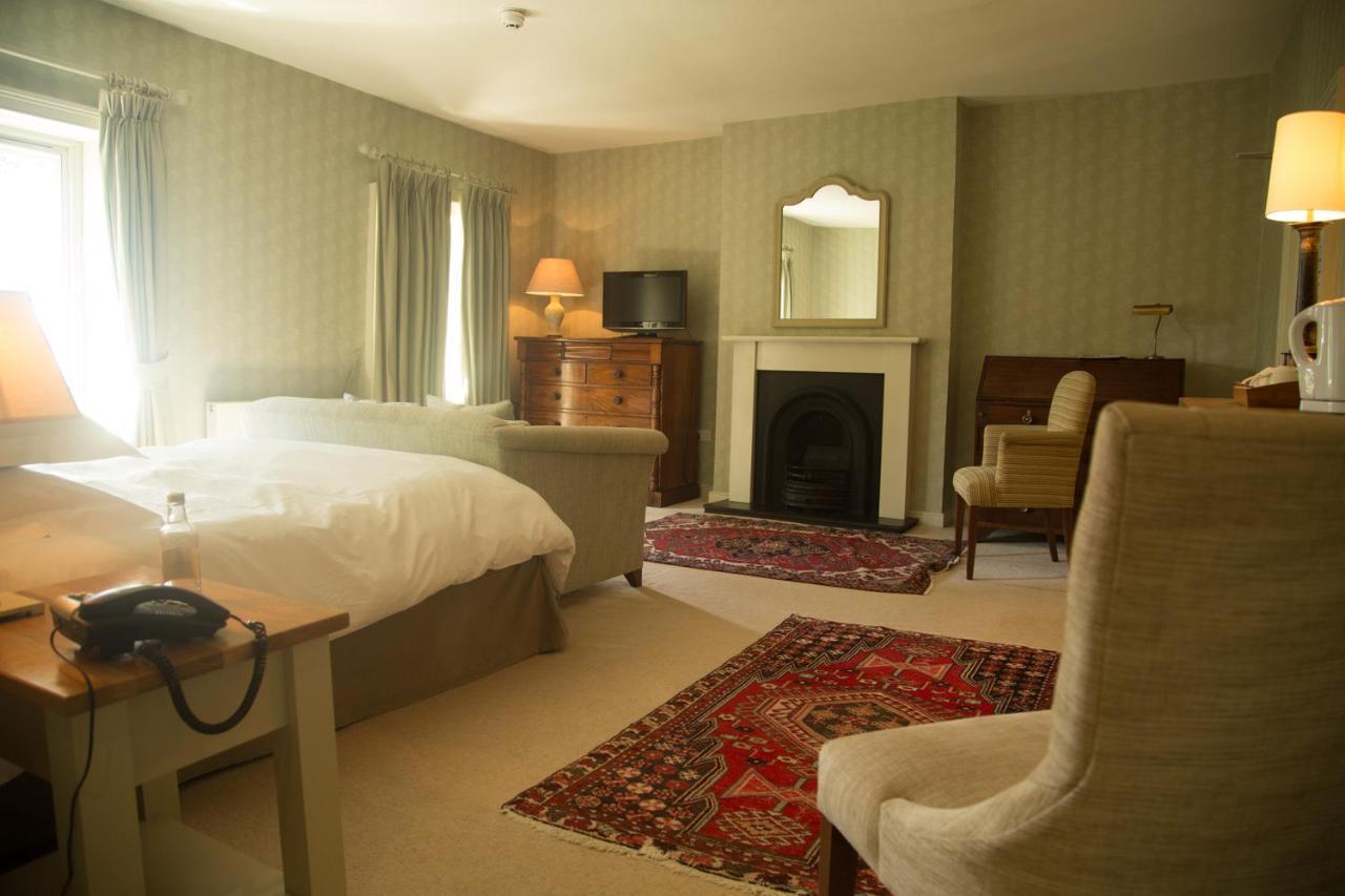 Collingwood Arms Hotel Cornhill on Tweed Esterno foto