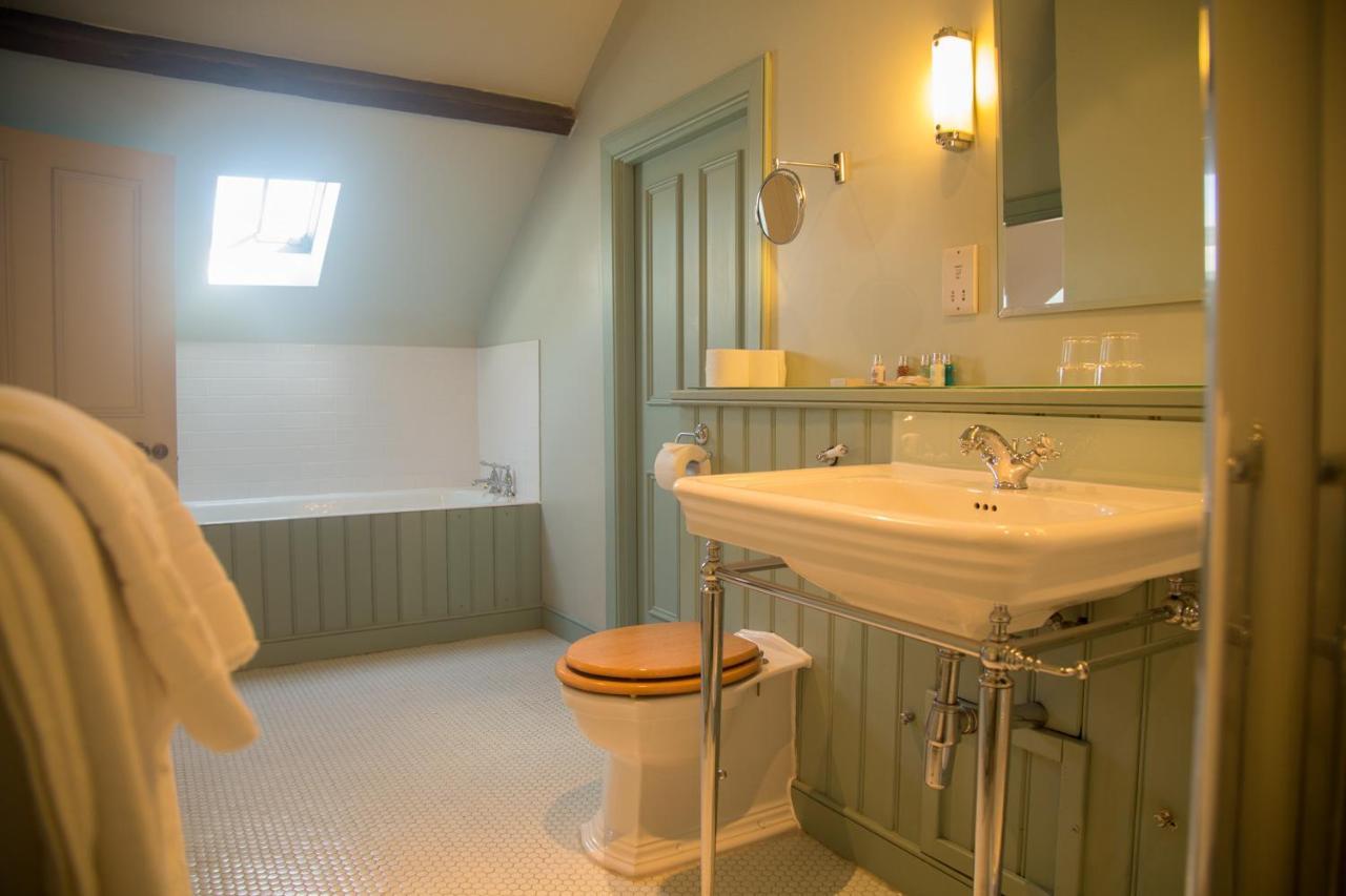 Collingwood Arms Hotel Cornhill on Tweed Esterno foto